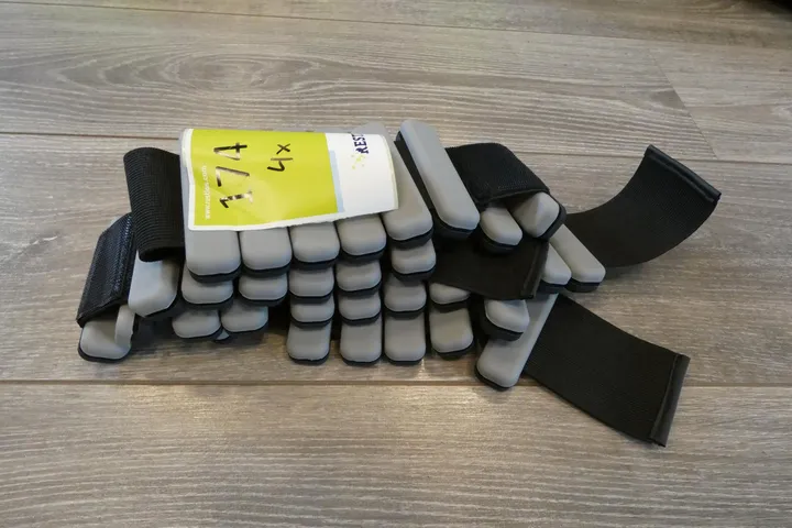 4x Sportneer Gewichtsmanschetten, verstellbar, schwarz/grau